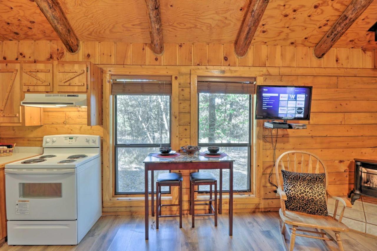 Broken Bow Cabin With Hot Tub And Bbq - 4 Mi To Lake! Stephens Gap エクステリア 写真