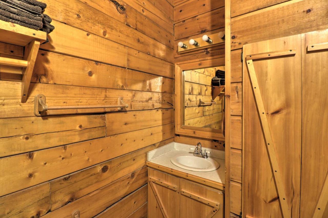 Broken Bow Cabin With Hot Tub And Bbq - 4 Mi To Lake! Stephens Gap エクステリア 写真